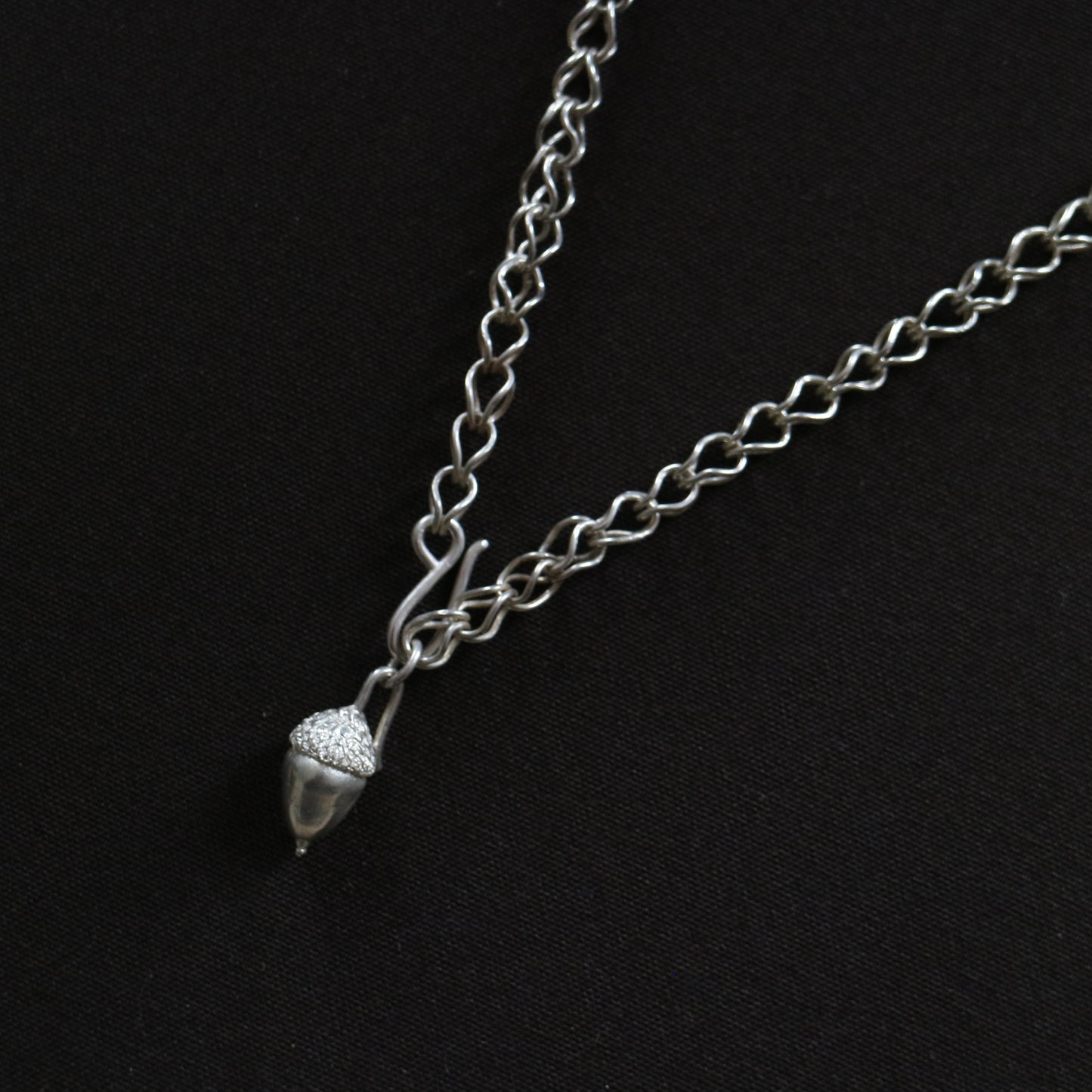 Acorn charm link necklace