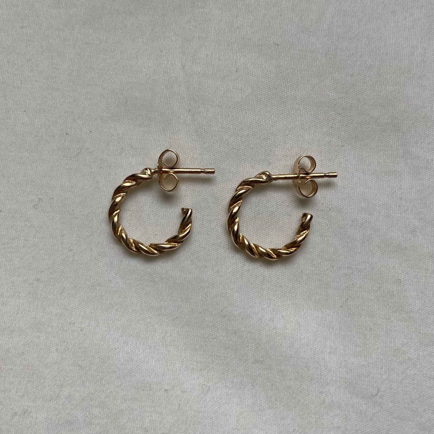 Round Twisted Hoops Small
