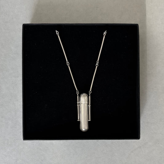 Locket I